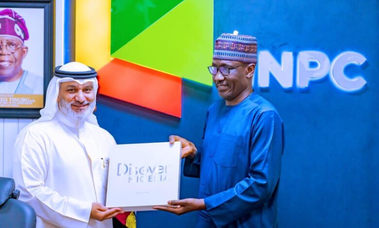 GCEO NNPC Ltd, Mr. Mele Kyari (right) presenting a souvenir to the Secretary General of the Organisation of the Petroleum Exporting Countries (OPEC), His Excellency Haitham al-Ghais, during a courtesy visit to the NNPC Towers, Abuja... Wednesday.