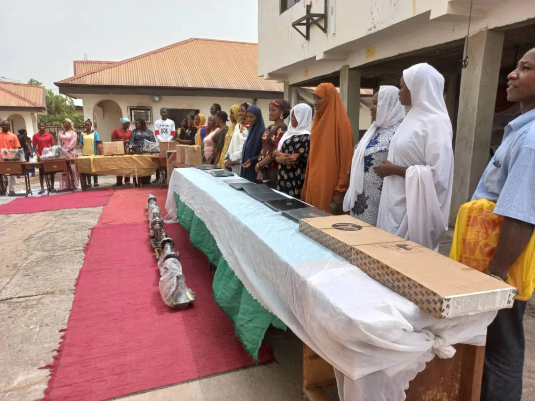 Vocational skills: 42 NDE trainees graduate, get starter packs in Kogi Vocational skills: 42 NDE trainees graduate, get starter packs in Kogi